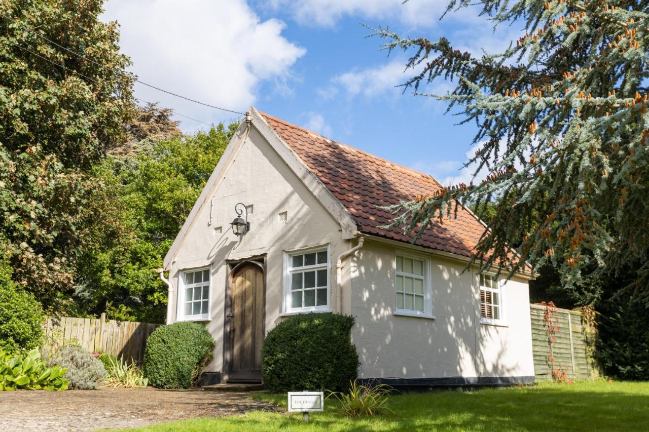 Prested Hall Braintree Exterior foto